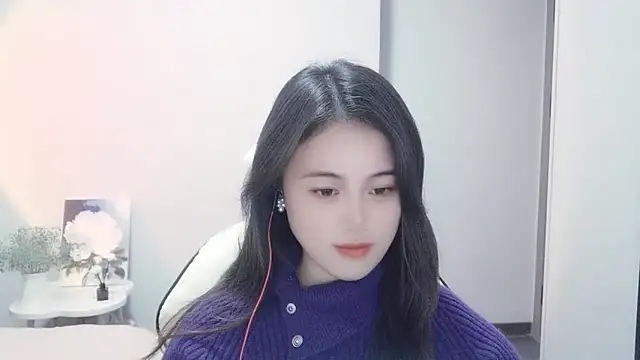Snapshot of Wofeifei-baby chatting on 12/31/24, 03:31 Wofeifei-baby online show from 12/31/24, 03:31