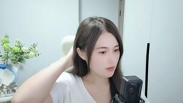 Snapshot of Wofeifei-baby chatting on 09/15/25, 03:34 Wofeifei-baby online show from 09/15/25, 03:34