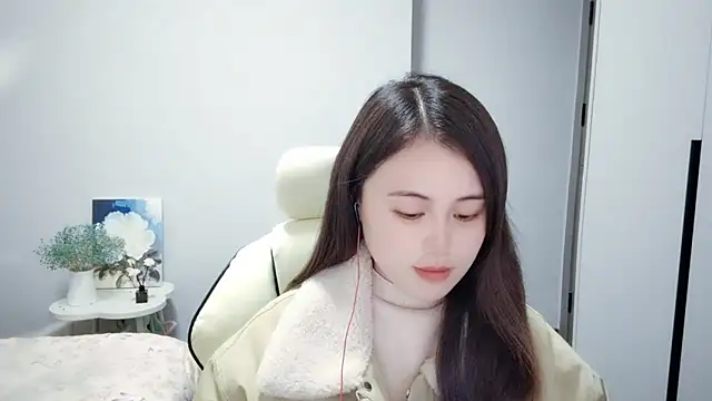 Snapshot of Wofeifei-baby chatting on 02/23/25, 03:40 Wofeifei-baby online show from 02/23/25, 03:40