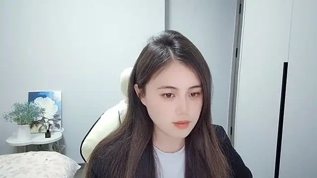 Snapshot of Wofeifei-baby chatting on 03/10/25, 03:20 Wofeifei-baby online show from 03/10/25, 03:20