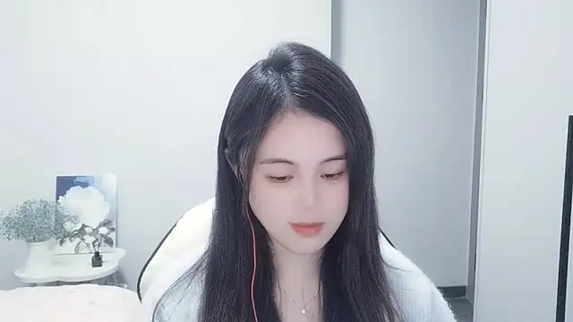 Snapshot of Wofeifei-baby chatting on 01/01/25, 03:35 Wofeifei-baby online show from 01/01/25, 03:35