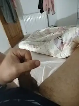 biiigbosss88 online show from 04/05/26, 09:54