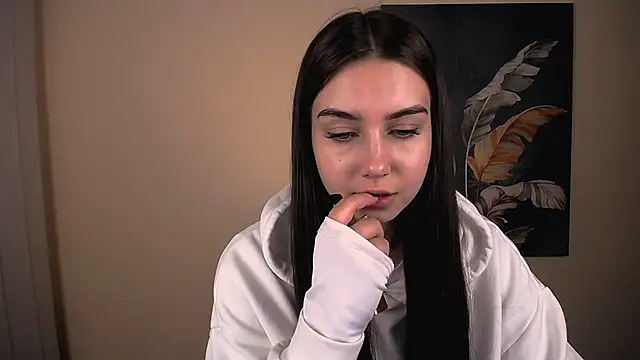 Snapshot of Lili_magic chatting on 10/23/25, 09:41 Lili magic online show from 10/23/25, 09:41