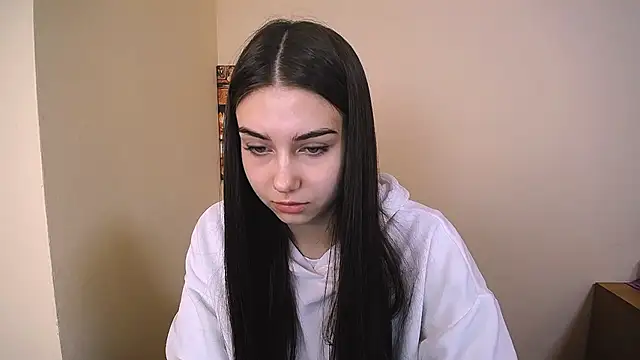 Lili magic online show from 10/19/25, 07:11