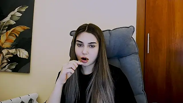 Lili magic online show from 03/07/25, 04:00