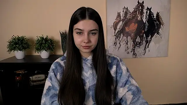 Snapshot of Lili_magic chatting on 03/04/26, 08:11 Lili magic online show from 03/04/26, 08:11