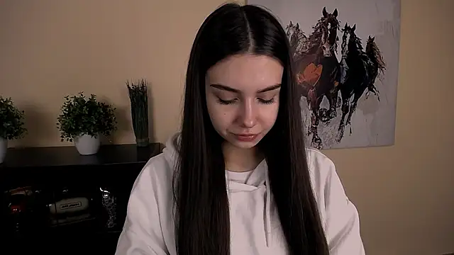 Snapshot of Lili_magic chatting on 12/05/25, 10:25 Lili magic online show from 12/05/25, 10:25