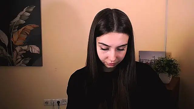Lili magic online show from 09/28/25, 12:45