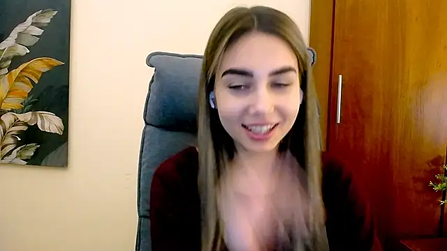 Lili magic online show from 01/25/25, 04:13