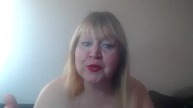 Snapshot of Blasflittchen chatting on 03/04/25, 03:59 Blasflittchen online show from 03/04/25, 03:59