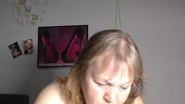 Blasflittchen online show from 11/16/25, 08:57