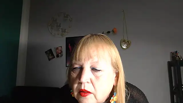 Blasflittchen online show from 06/04/26, 01:49
