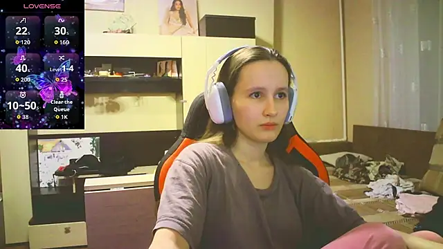 babywaifu online show from 09/27/25, 06:14