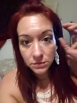 Snapshot of bella8769 chatting on 02/27/25, 02:43 bella8769 online show from 02/27/25, 02:43