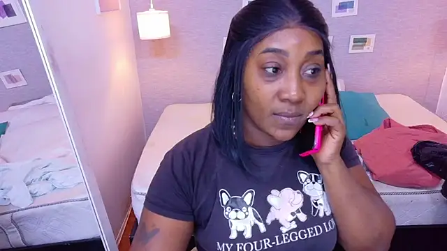 kiara evanss online show from 03/28/26, 12:00