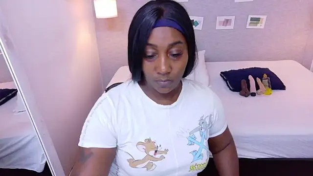 kiara evanss online show from 01/10/26, 07:09