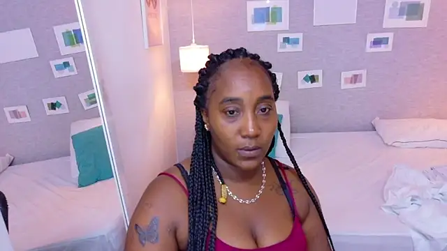 Snapshot of kiara_evanss chatting on 10/10/25, 02:23 kiara evanss online show from 10/10/25, 02:23