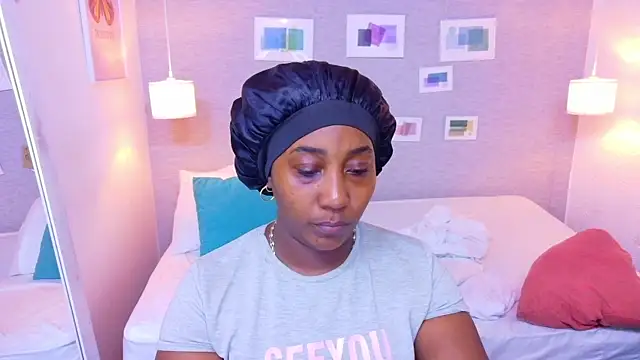 kiara evanss online show from 03/19/26, 08:31