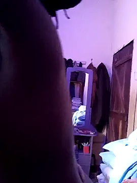 pretty amaal online show from 03/03/25, 01:01