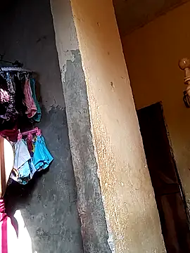 pretty amaal online show from 03/11/25, 02:18