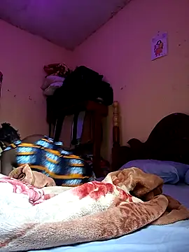 pretty amaal online show from 09/30/25, 05:57