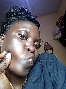 pretty amaal online show from 03/24/26, 03:23