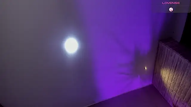 emma  smith1 online show from 02/05/26, 11:06