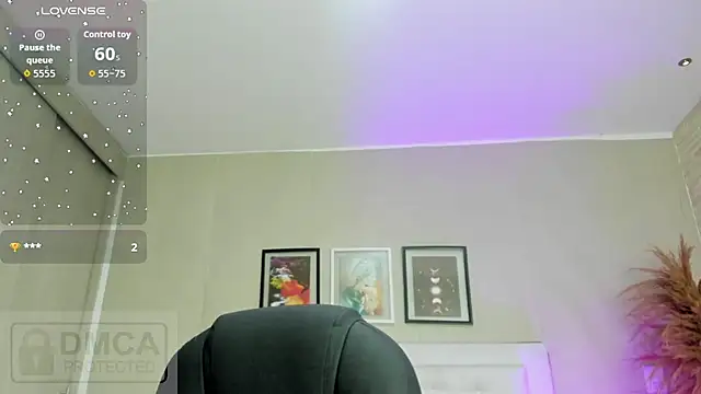 emma  smith1 online show from 03/31/26, 10:28