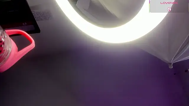 emma  smith1 online show from 02/11/26, 12:38