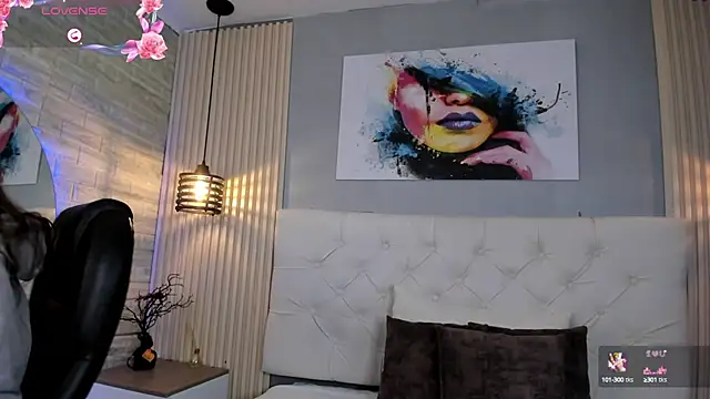 emma  smith1 online show from 09/26/25, 12:12