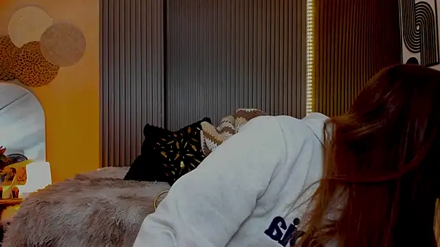 HalaanaTendeer online show from 11/26/25, 11:54