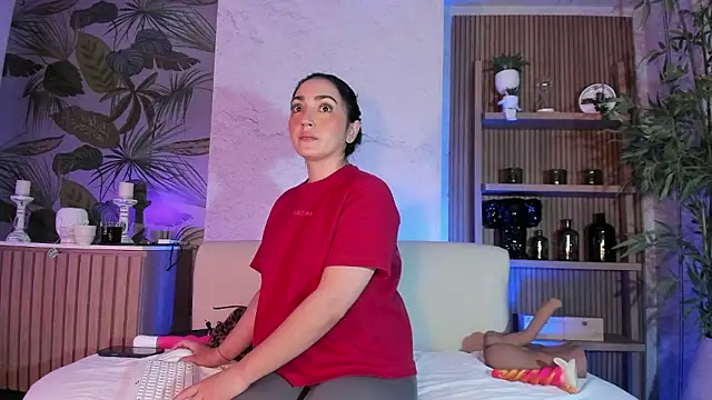 LIAH IZUMI online show from 01/10/26, 01:17