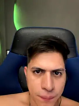 Niicky1  online show from 12/03/25, 04:46