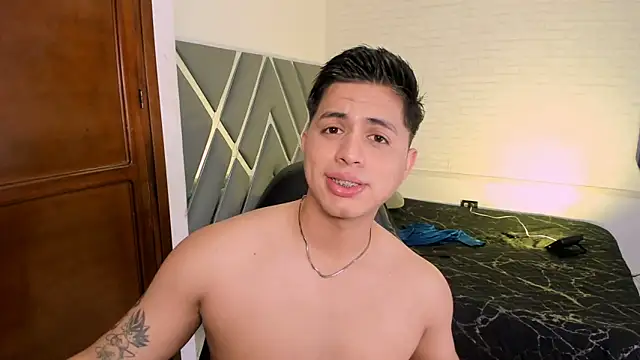 Niicky1  online show from 01/06/26, 02:54