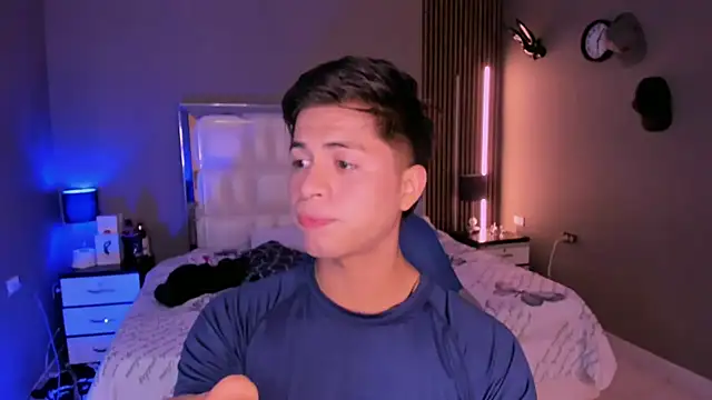 Snapshot of Niicky1_ chatting on 03/20/25, 09:13 Niicky1 online show from 03/20/25, 09:13