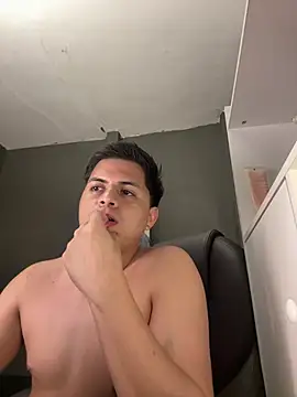 Niicky1  online show from 03/15/26, 06:53