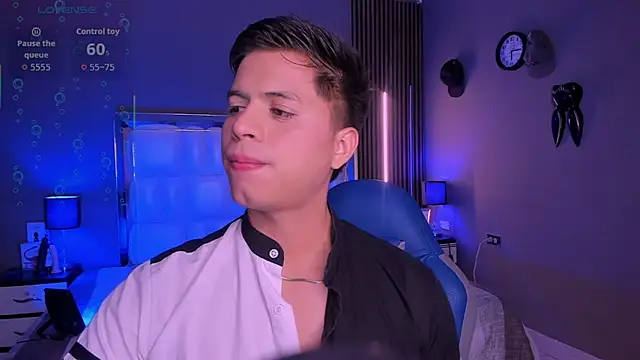 Snapshot of Niicky1_ chatting on 10/05/25, 09:49 Niicky1 online show from 10/05/25, 09:49