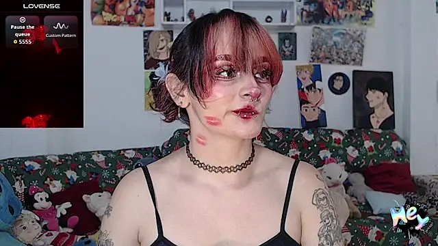 Snapshot of kitty22_ chatting on 02/14/26, 05:24 kitty22 online show from 02/14/26, 05:24