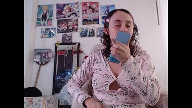 kitty22  online show from 03/31/26, 12:51