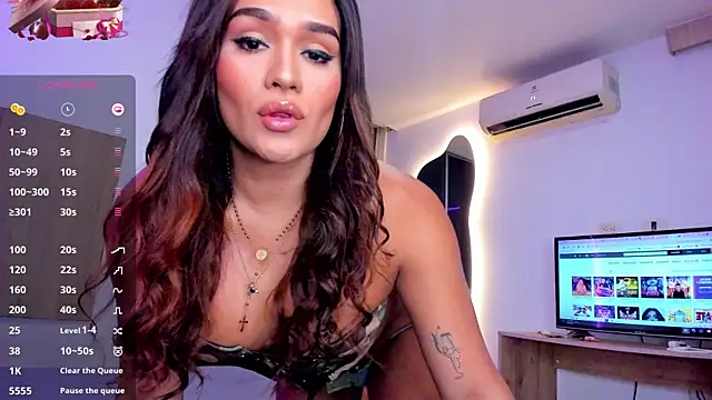 AbrilStivenson  online show from 01/13/25, 11:49