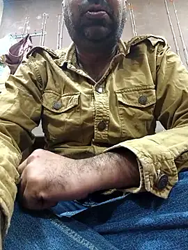 lund lol online show from 11/17/25, 01:48