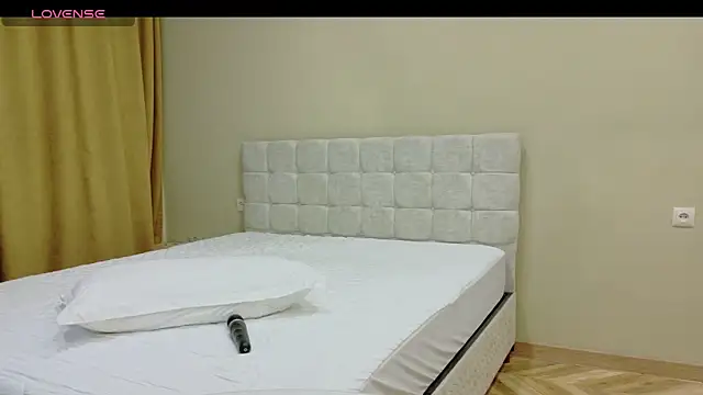 Linajill online show from 02/01/26, 03:27