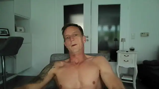 dirks71 online show from 09/19/25, 05:17