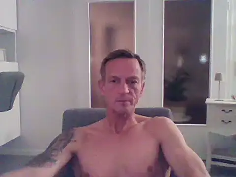 dirks71 online show from 03/19/25, 06:12