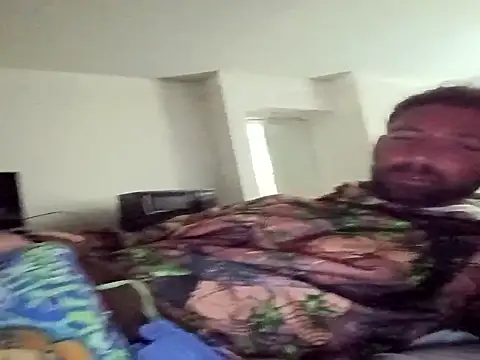 Treemandude online show from 10/30/25, 09:51