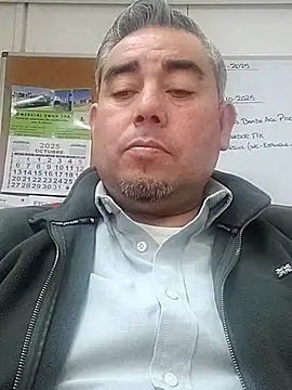 Manolete007x online show from 10/30/25, 10:39