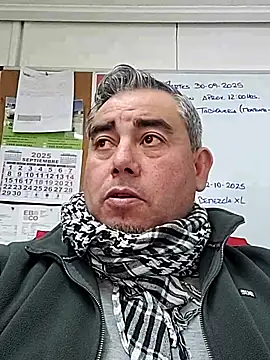 Manolete007x online show from 09/29/25, 04:34