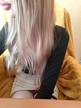 Elza kom online show from 03/16/26, 06:50