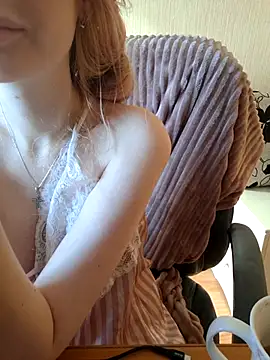 Elza kom online show from 12/01/25, 05:41