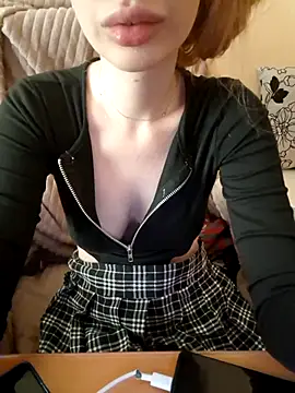 Elza kom online show from 12/19/25, 06:27